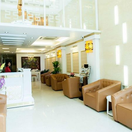 Aranya Hotel Hai Phong Bagian luar foto