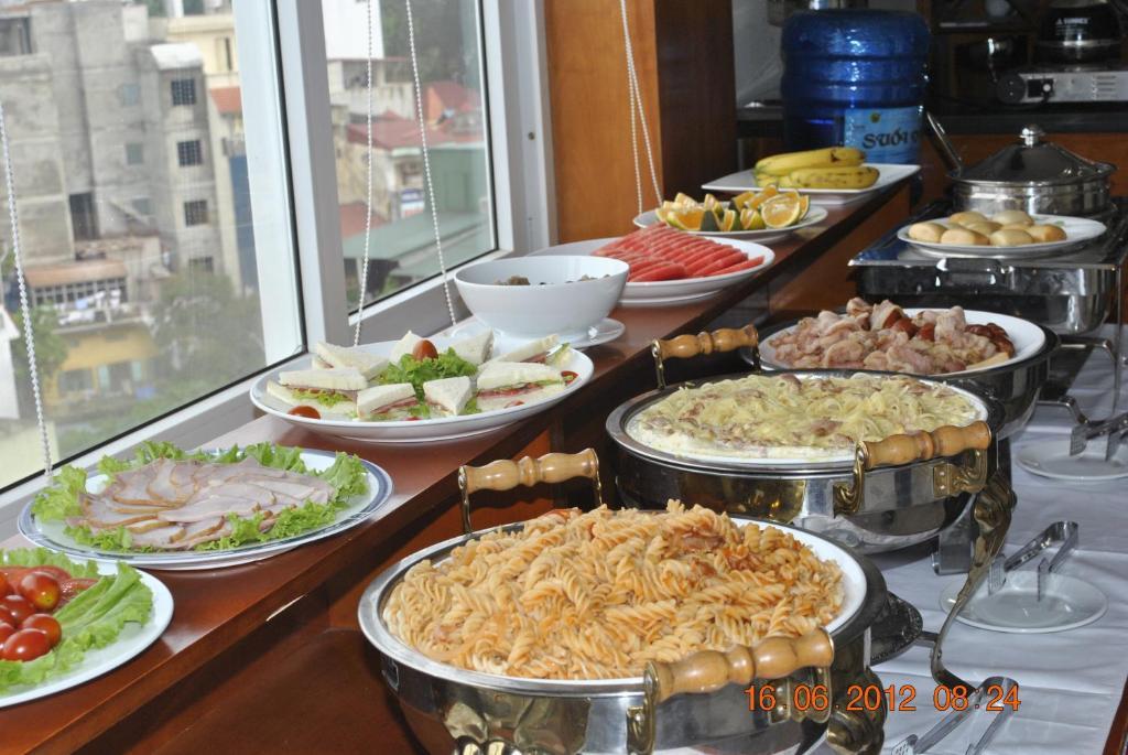 Aranya Hotel Hai Phong Bagian luar foto