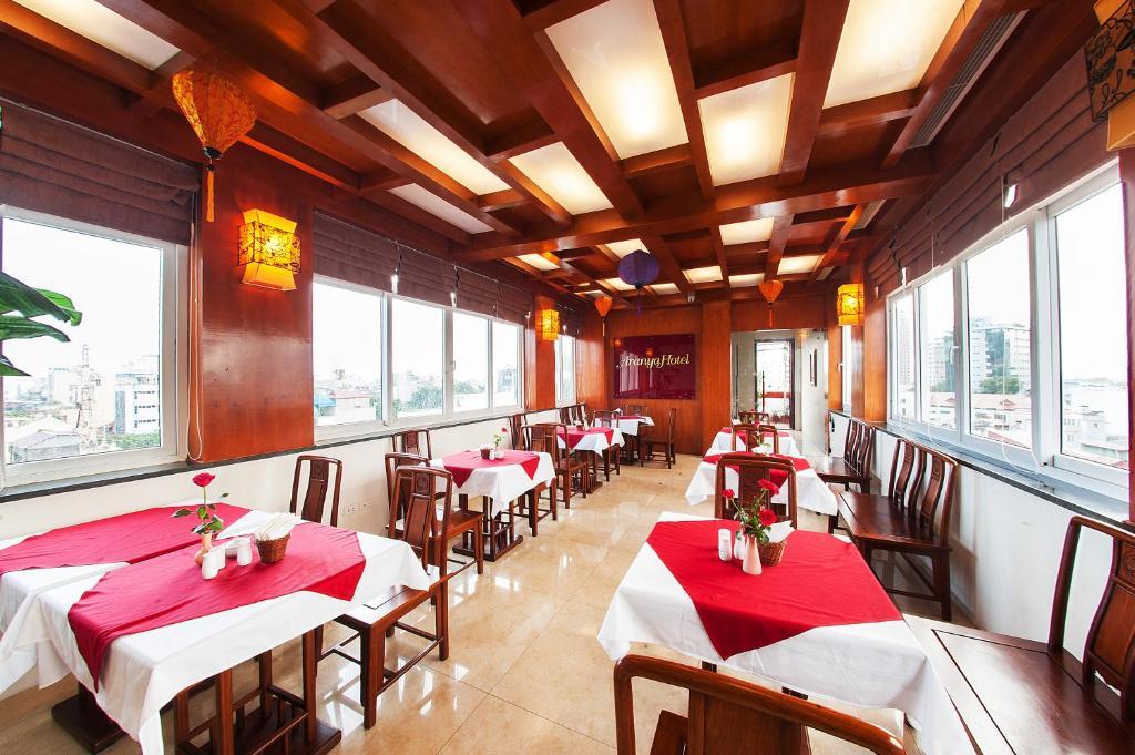 Aranya Hotel Hai Phong Bagian luar foto